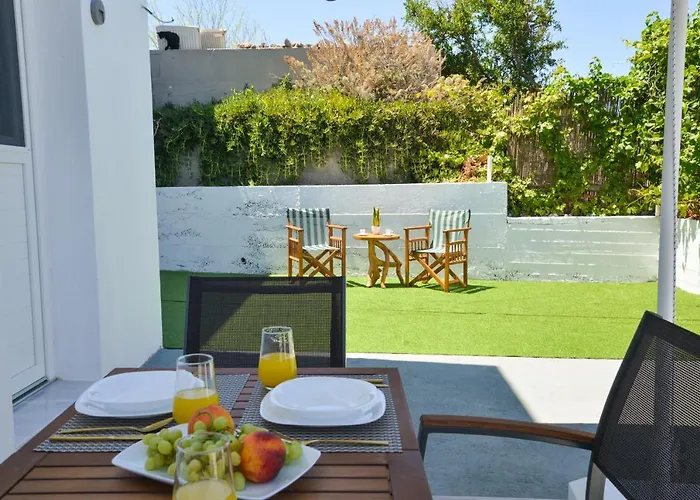 Mylopetra Milos Suites