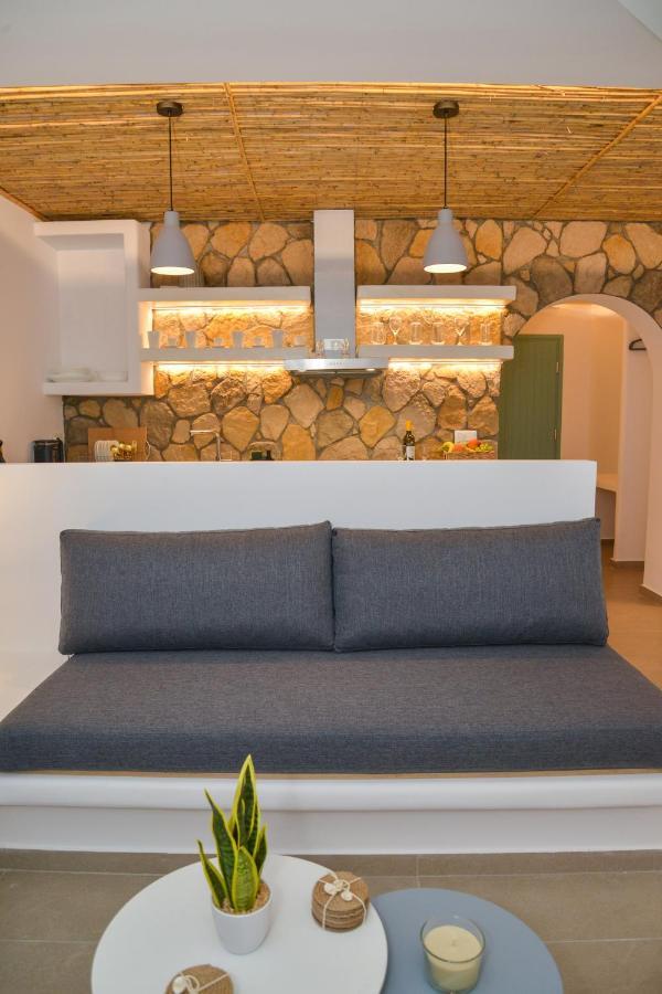 Mylopetra Milos Apartment Tripiti
