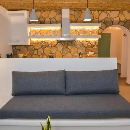 Mylopetra Milos Suites Tripiti Exterior photo